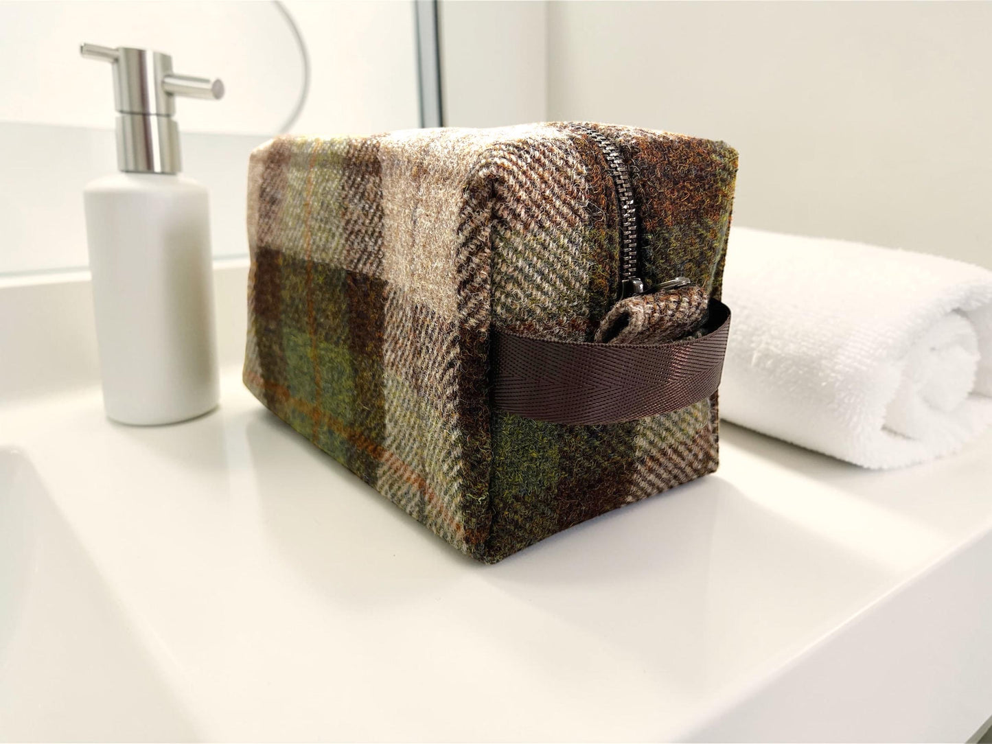 Men's Harris Tweed Dopp Kit, Wool Travel Toiletry Bag, Waterproof Lining, Daily Essentials