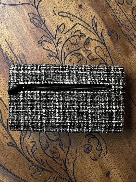 Trifold Harris Tweed Wallet Black White Grey Crosshatch Pattern with Magnetic Closure